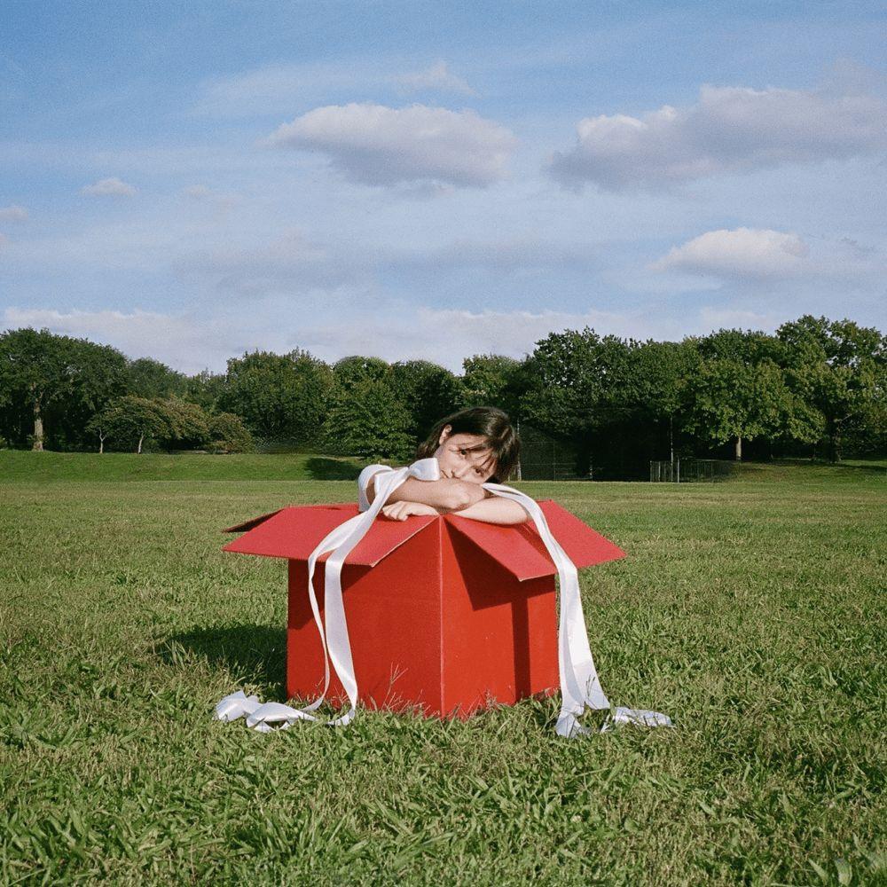 Portada de Sencillo/EP "playpen", de Juliet Ivy