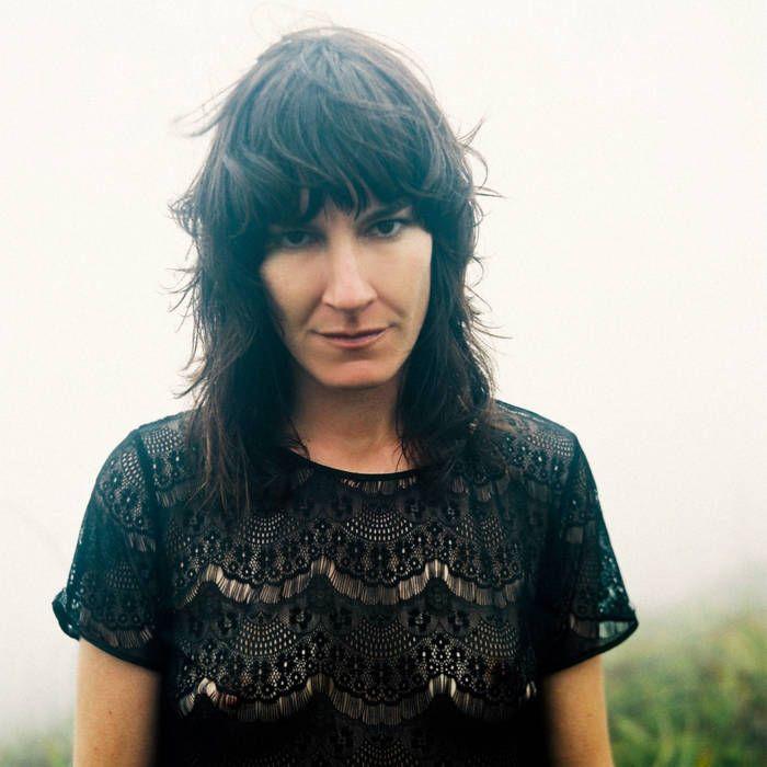 Portada de Álbum "B Sides And Rarities", de Jen Cloher