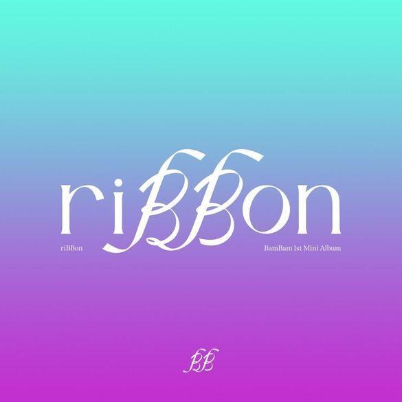 Capa do Álbum "riBBon", de BamBam 