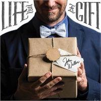 Capa do Álbum "Life Is a Gift", de John Waller