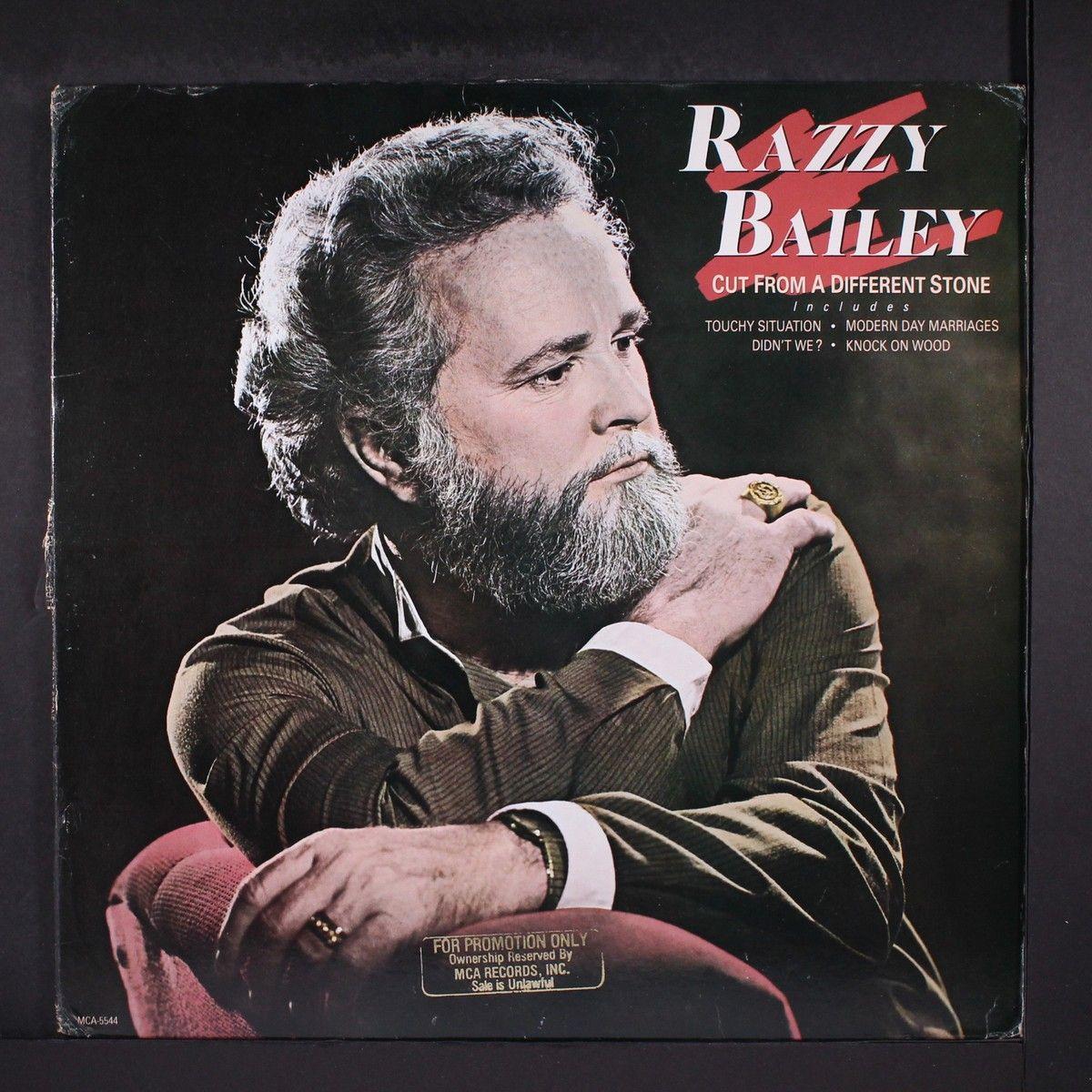 Capa do Álbum "Cut From A Different Stone", de Razzy Bailey