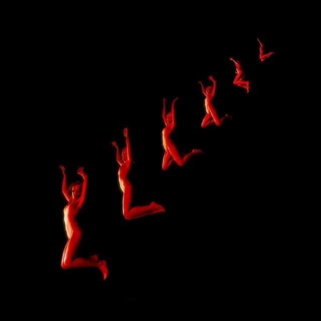 Portada de Álbum "Three. Two. One", de Lennon Stella