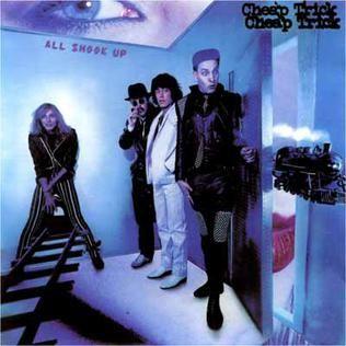 Portada de Álbum "All Shook Up", de Cheap Trick