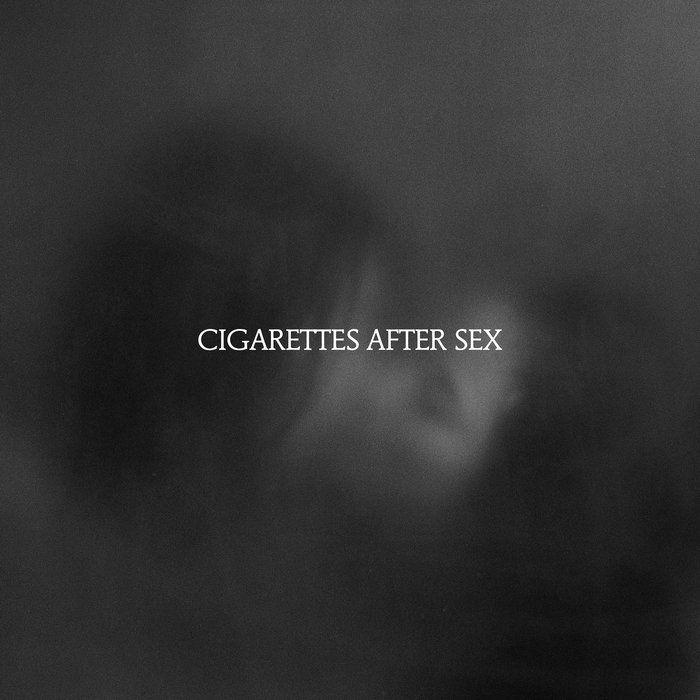Portada de Álbum "X's", de Cigarettes After Sex