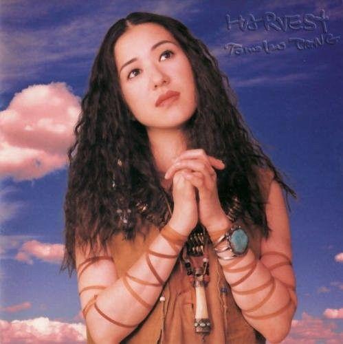 Portada del álbum "HARVEST", de Tane Tomoko