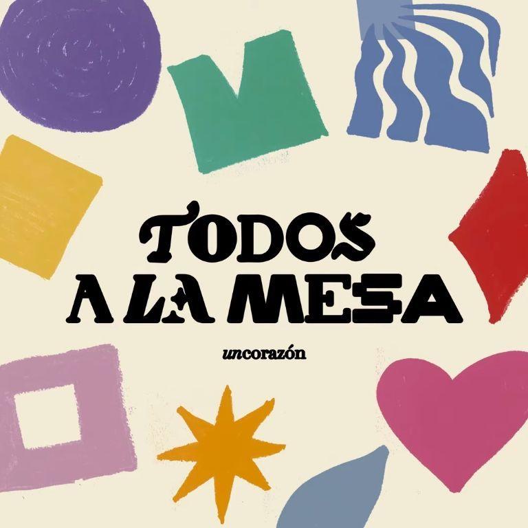 Capa do álbum "Todos A La Mesa", de Un Corazón