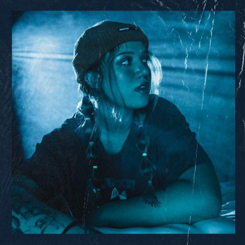 Portada de Sencillo/EP "Sempre Estrago Tudo / Carente Pra Sempre", de Elana Dara