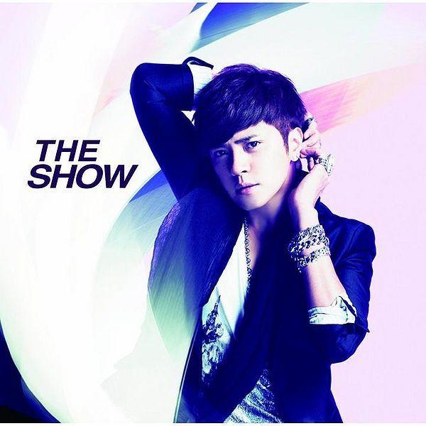 Portada de Álbum "The Show", de Show Luo
