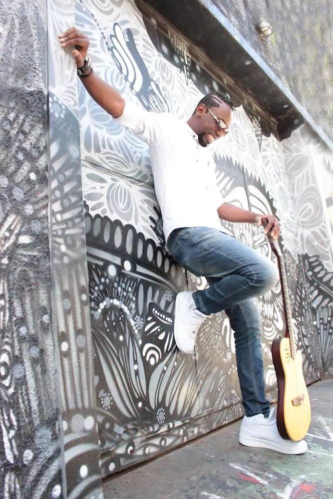 Portada de Álbum "convite pra sair", de Ricardo Lisak