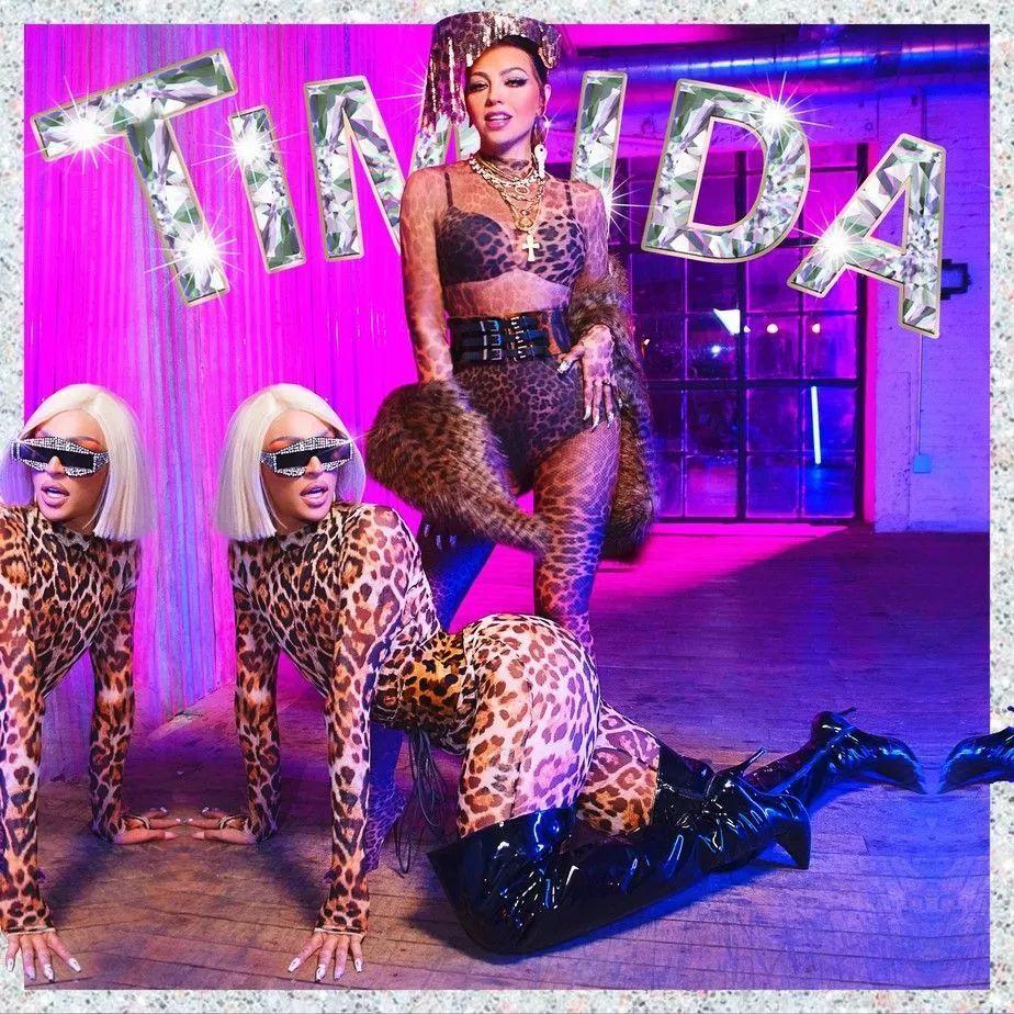Capa do álbum "Tímida (part. Thalia)", de Pabllo Vittar