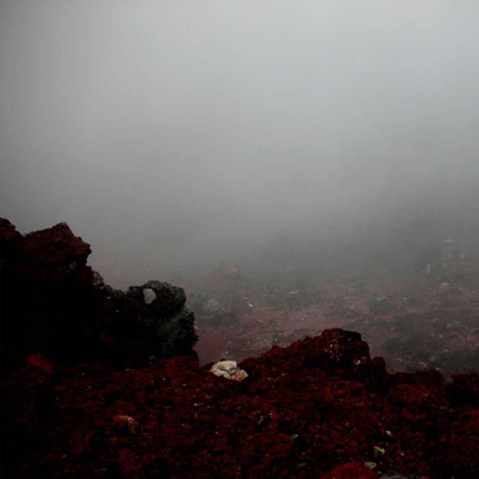 Portada de Álbum "Mounds Of Ash", de Castevet