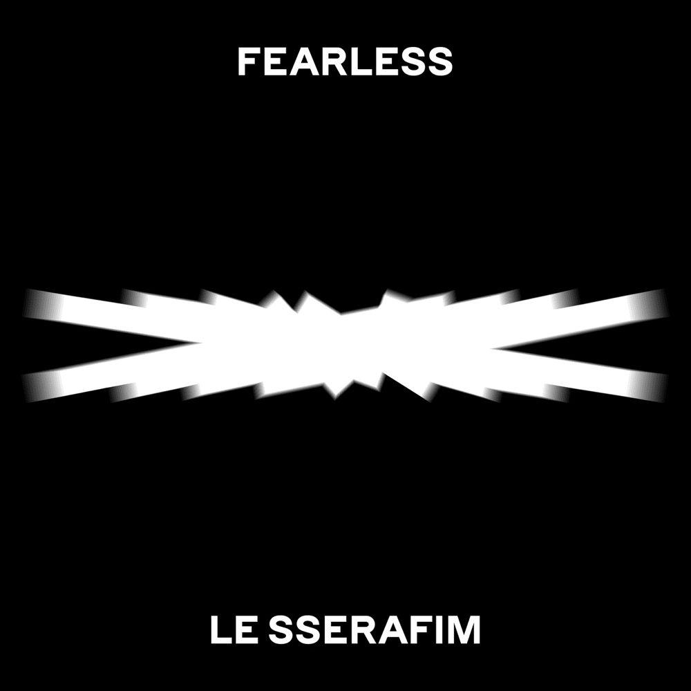 Portada del álbum "FEARLESS", de LE SSERAFIM