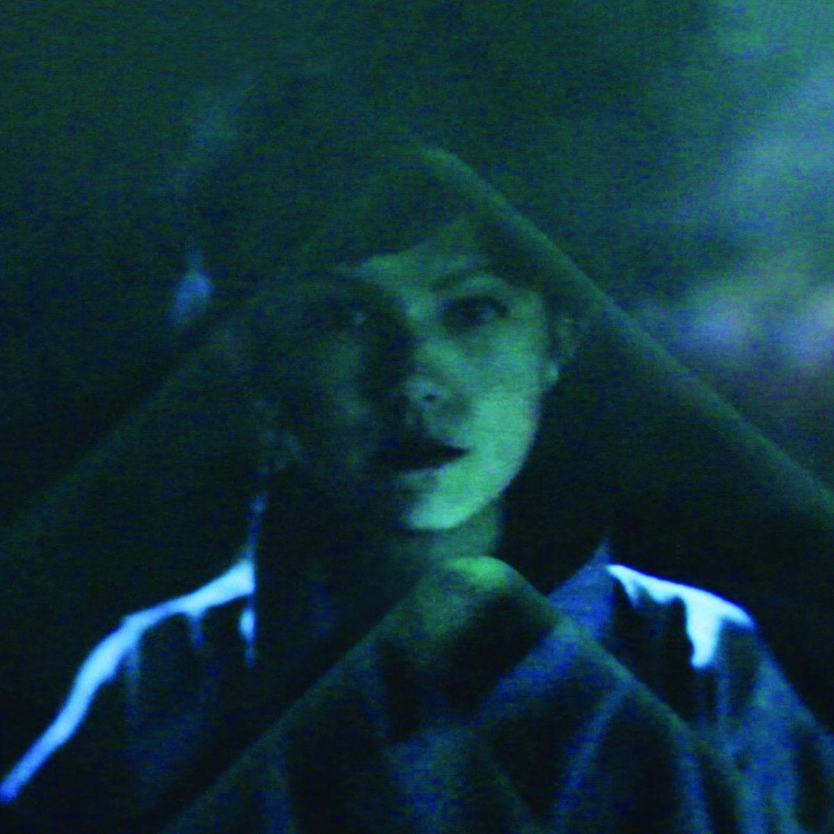 Capa do Álbum "Under The Influence", de Steady Holiday