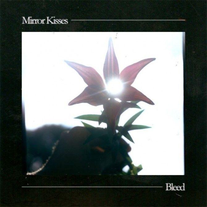 Portada de Álbum "Bleed", de Mirror Kisses