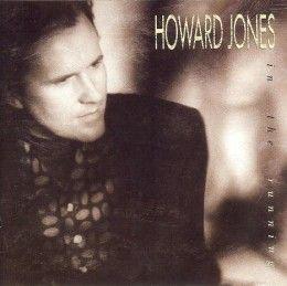 Capa do Álbum "In the Running", de Howard Jones