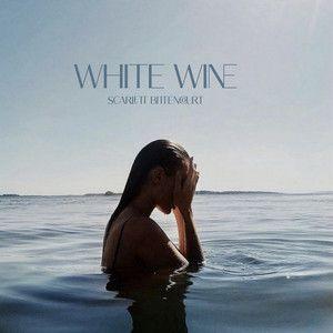 Portada de Álbum "WHITE WINE", de Scarlett Bittencourt