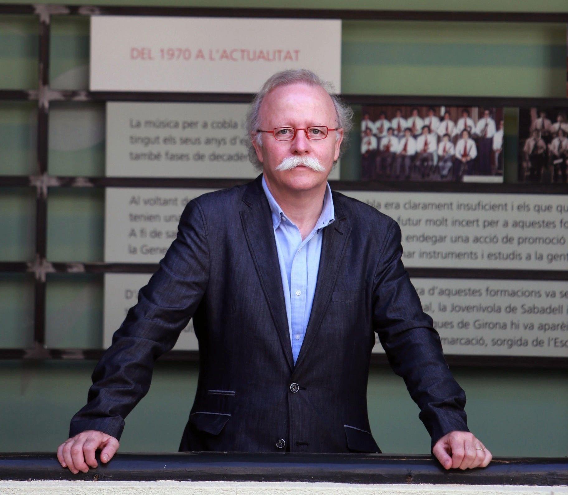 Portada de Sencillo/EP "FASES", de Kennedy Oliver