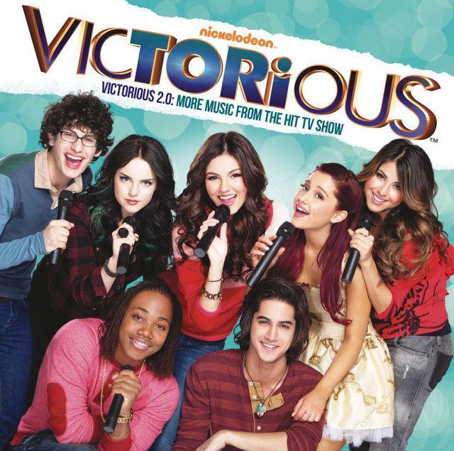 Capa do Álbum "Victorious 2.0: More Music From the Hit TV Show", de Victorious (Brilhante Victória)