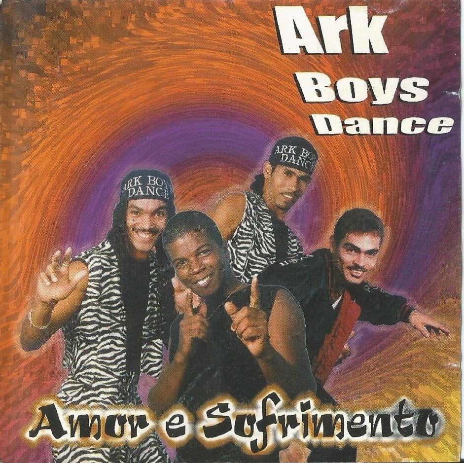 Portada de Álbum "Amor e Sofrimento", de Ark Boys Dance
