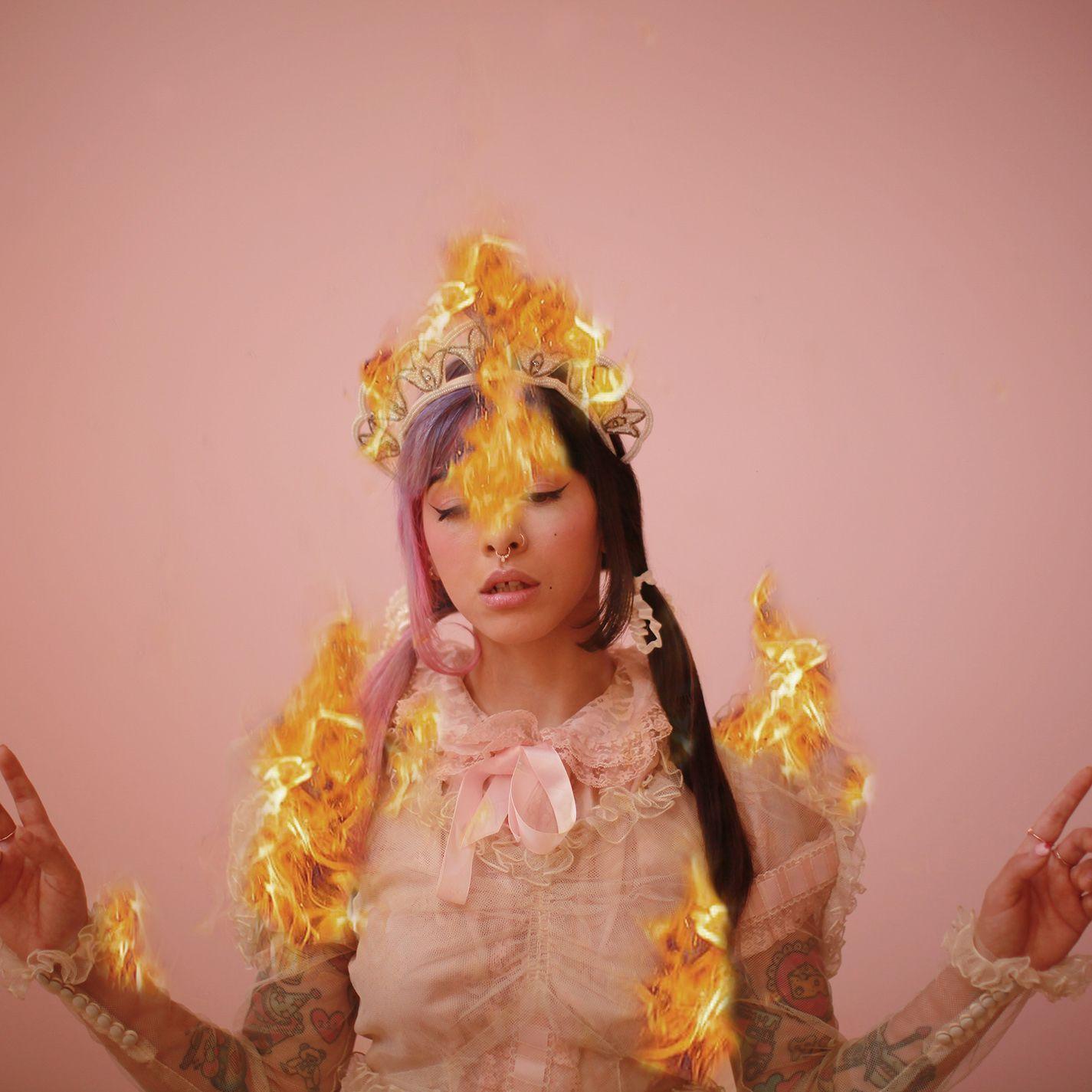 Capa do álbum "Fire Drill", de Melanie Martinez