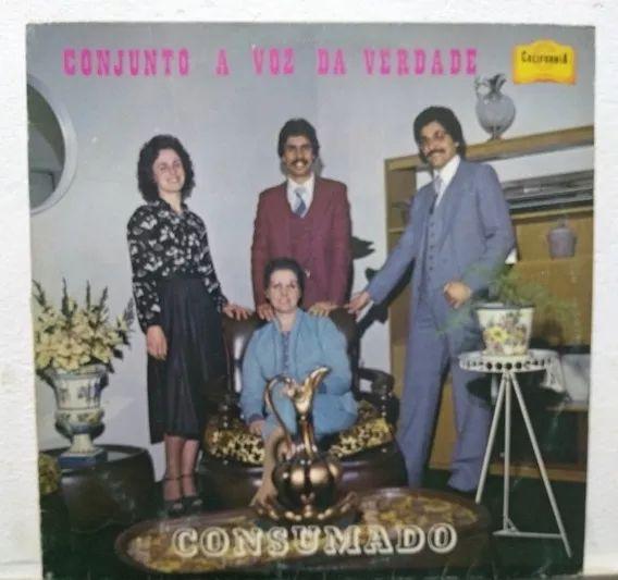Portada del álbum "Consumado", de Voz da Verdade