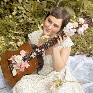 Portada de Sencillo/EP "Vulnerável", de Flora Eça