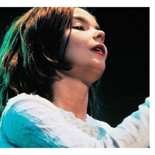 Portada del álbum "Debut (Live)", de Björk