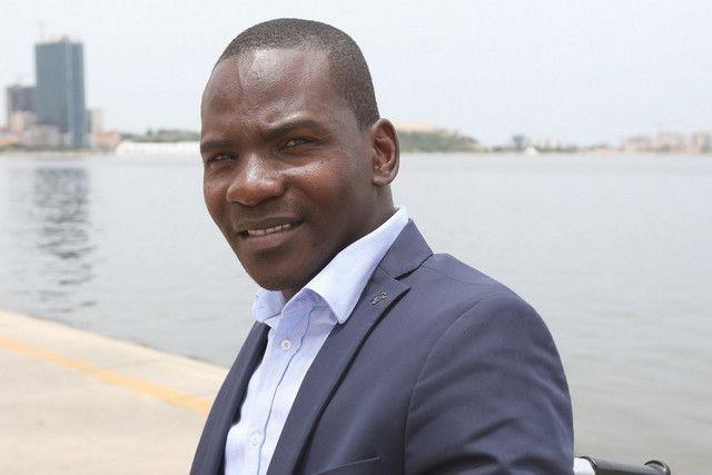 Portada de Álbum "Deus Me Consola", de Miguel Buila