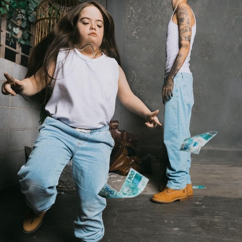 Capa do Álbum "Acorde e Fique Rico", de Leviano