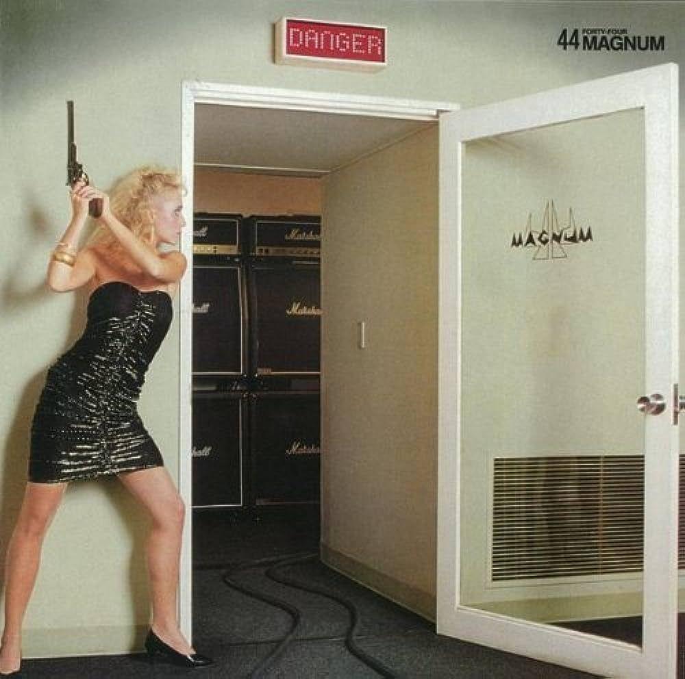 Capa do Álbum "Danger", de 44Magnum
