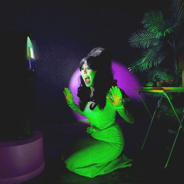 Portada de Sencillo/EP "SWEET SENSATION", de LUNA AURA