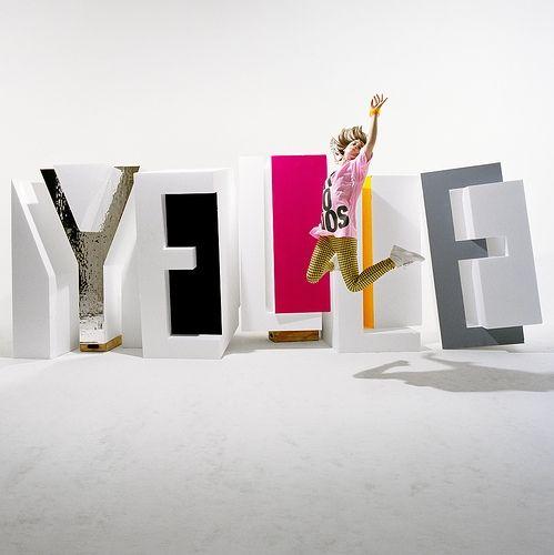 Capa do Álbum "Pop Up", de Yelle