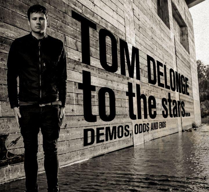 Portada de Álbum "To the Stars... Demos, Odds and Ends", de Tom DeLonge