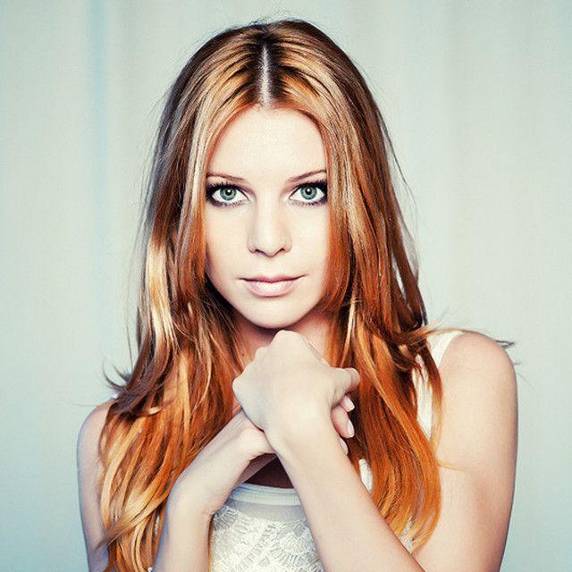 Single/EP cover of "Зима" by Natalia Podolskaya