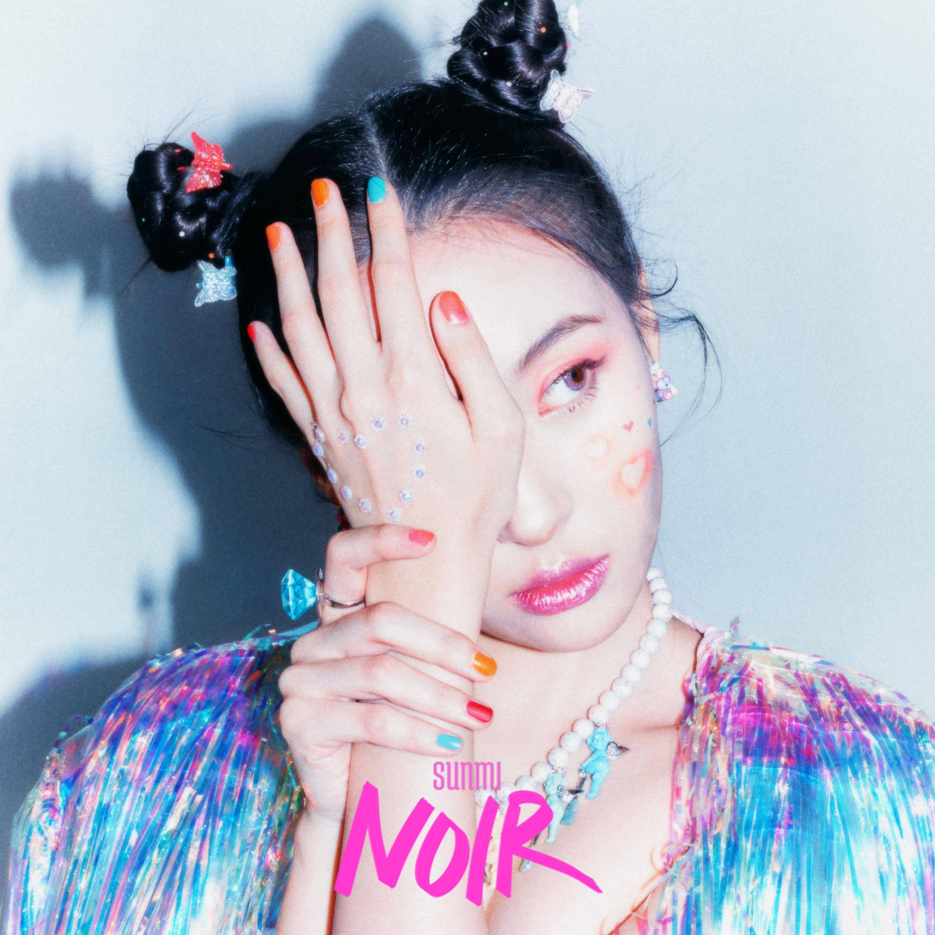 Capa do álbum "Noir 누아르", de SUNMI