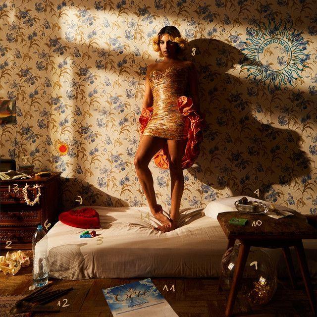 Portada del álbum "Um Gosto de Sol", de Céu