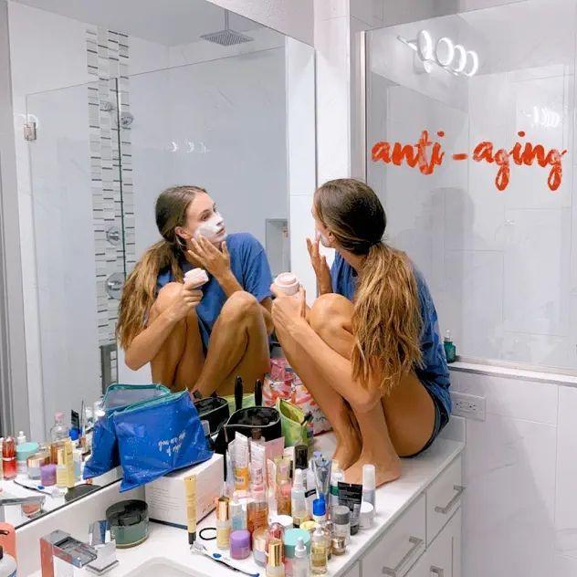 Capa do Single/EP "Anti Aging", de Ellee Duke