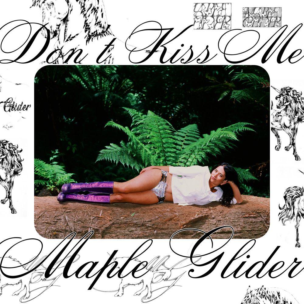 Portada de Sencillo/EP "Don't Kiss Me", de Maple Glider
