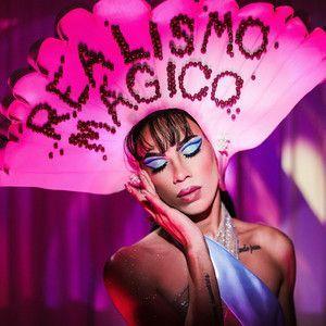 Portada de Álbum "Realismo Mágico", de Ana Macho