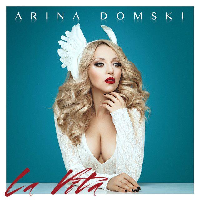 Portada de Álbum "La Vita", de Arina Domski