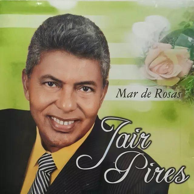 Portada de Álbum "Mar de Rosas", de Jair Pires