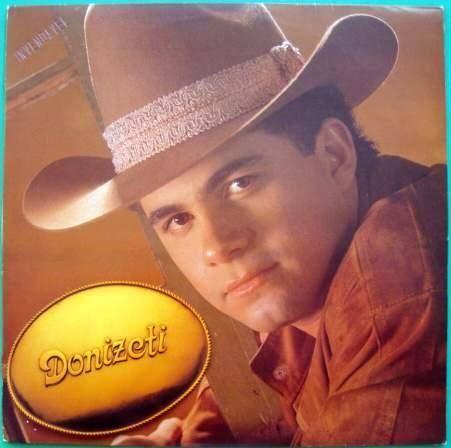 Portada de Álbum "Me Perdi", de Donizeti Camargo