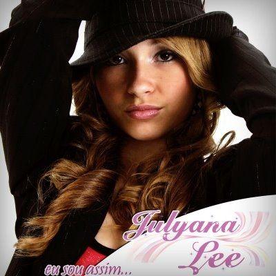 Portada de Álbum "Eu Sou Assim", de Julyana Lee