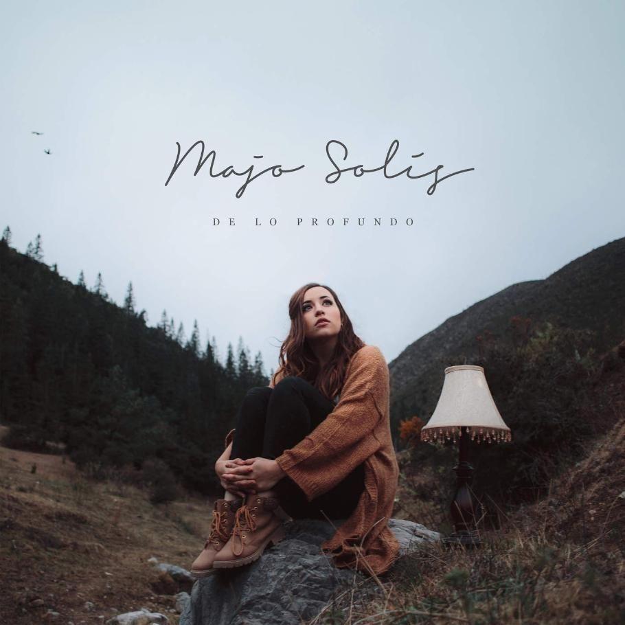 Portada de Álbum "De Lo Profundo", de Majo Solís