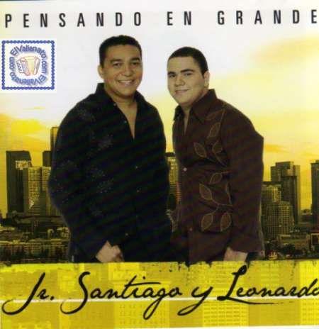 Portada de Álbum "Pensando En Grande", de Junior Santiago