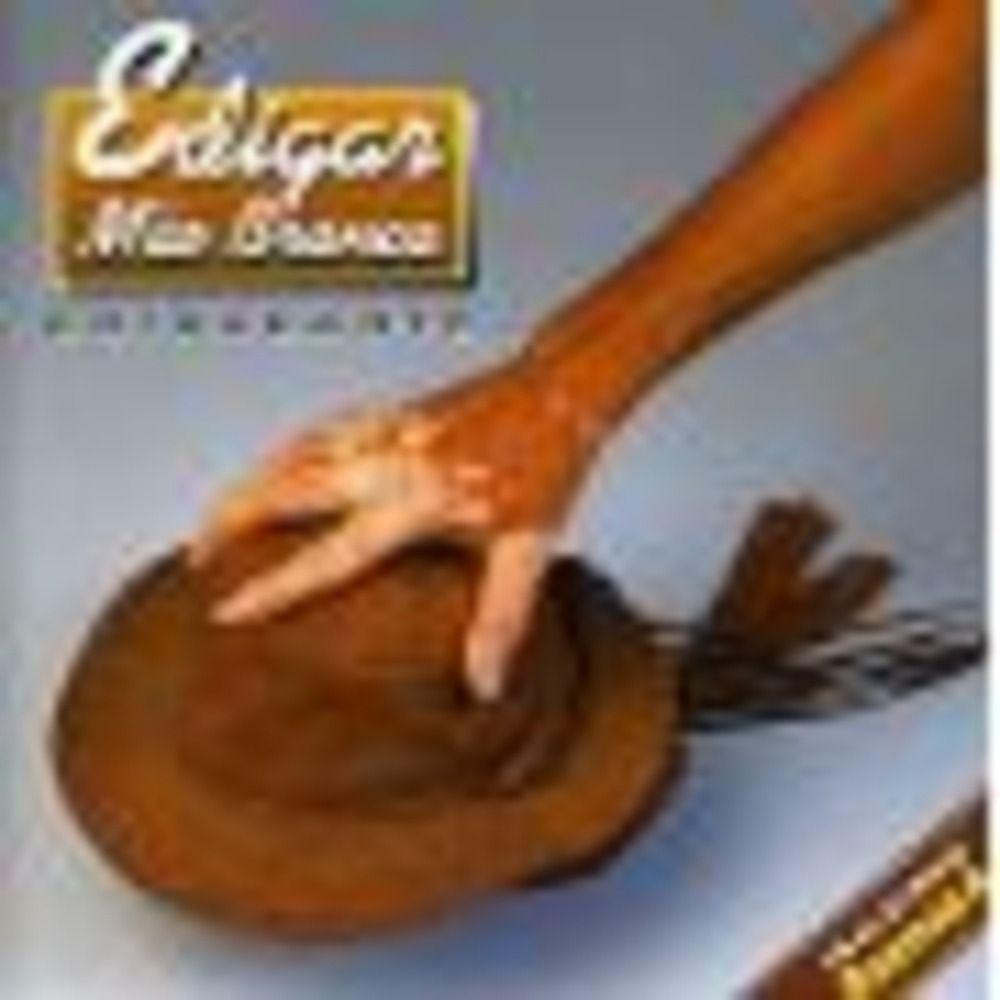 Album cover of "Estradante" by Edigar Mão Branca
