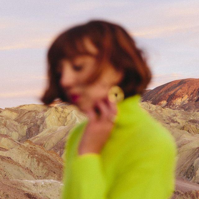 Capa do Álbum "Turbulence", de Ella Vos