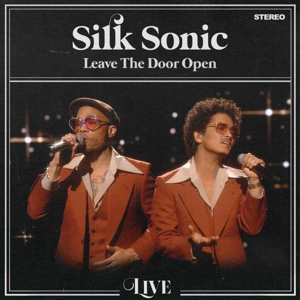 Capa do Single/EP "Leave The Door Open (Live)", de Silk Sonic