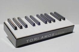 Portada de Álbum "A Piano: The Collection", de Tori Amos