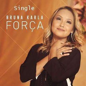 Capa do álbum "Força", de Bruna Karla